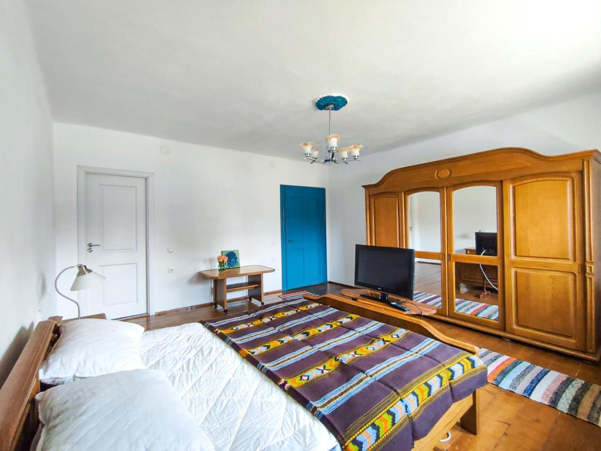 Blue Home Avrig Esterno foto